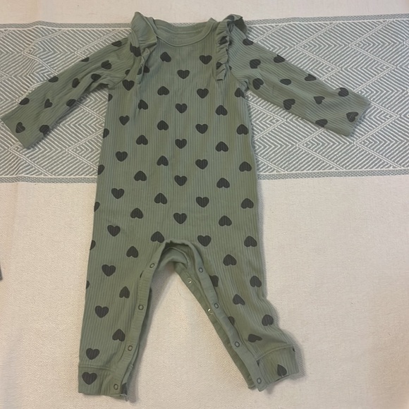 Cat and Jack bundle of dress+2 rompers - Picture 5 of 5